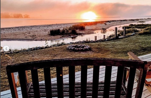 Grand Marais House | Need a latitude adjustment? Come spend some time at our cozy house on the bay.