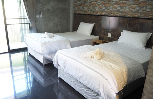 Khanom Resort | Needa Rock Resort