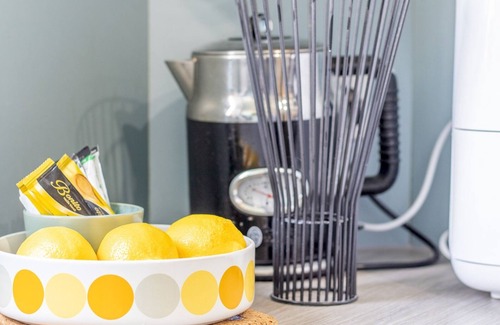 Paisley Apartment | Neilston Road · Be My Paisley Buddy | Pass The Keys