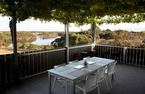 Nelson House | Nelson Victoria Luxury Holiday Accommodation