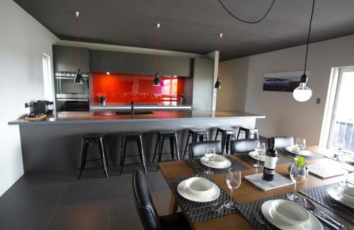 Nelson House | Nelson Victoria Luxury Holiday Accommodation