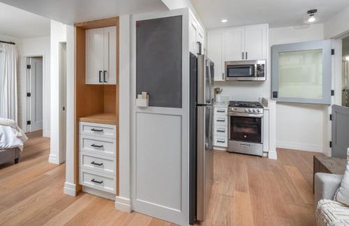 Leucadia House | Neptune Charm