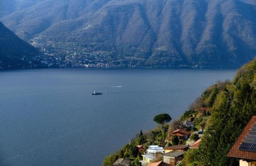 Nesso Apartment | Nesso Mosaic - by MyHomeInComo