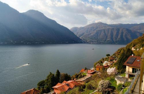 Nesso Apartment | Nesso Mosaic - by MyHomeInComo