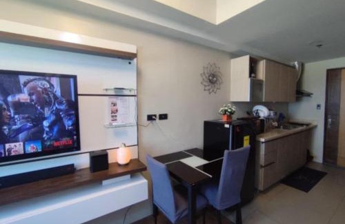 Pasig Apartment | Nesting Lounge One at Santorini Condotel