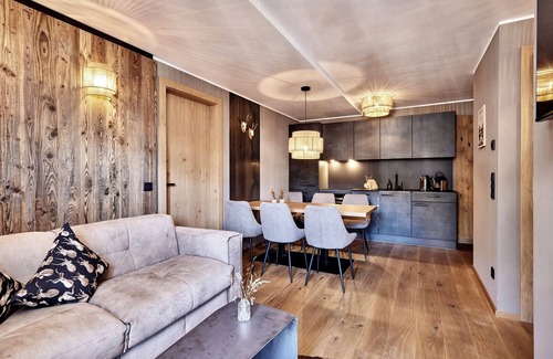 Ehrwald Apartment | Neu! Luxuriöses Apartment in Ehrwald mit Pool, Sauna, am Golfplatz