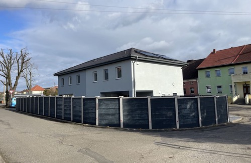 Gatow House | Neues Modernes Ferienhaus Deichgraf in der Uckermark ,mit 2 Kompl. Wohnungen