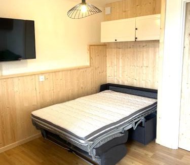 Eclose-Ouest Apartment | Neuf Vue montagne Ski Télécabine Alpe Express
