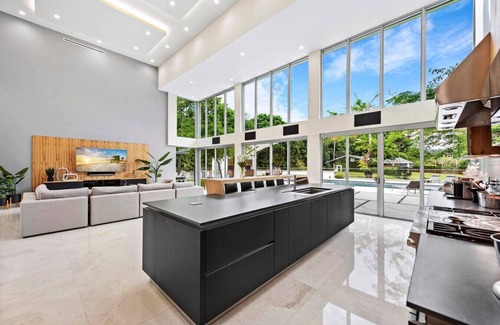 Southwest Ranches Apartment | *NEW* 2 Acre Modern Compound - Modani Estates