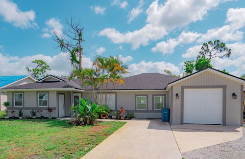 San Carlos Park Apartment | NEW - 2 BR, 2BA, & Kitchenette! Fort Myers.
