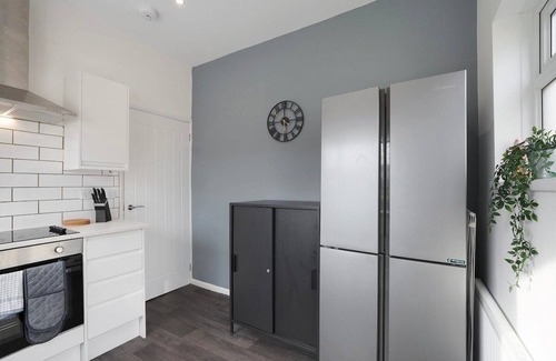 Durham House | New! 2BR in The Crescent