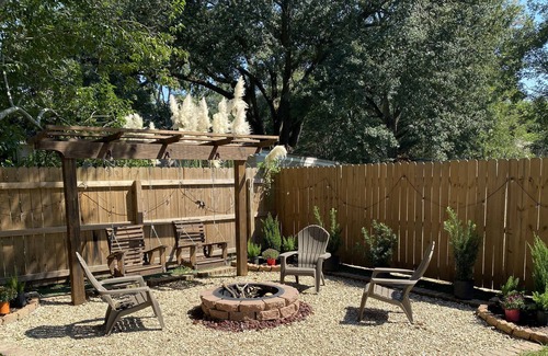 Zachary House | New 3BR/2BA Home In Heart Of Zachary (THREE BEDROOM)