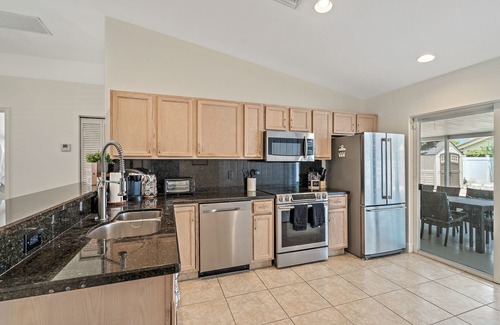 Jupiter House | *NEW 4/2 pool home, private backyard, close to everything.