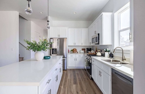 Flagstaff House | New 4BR Canyon Del Rio Retreat | Flagstaff