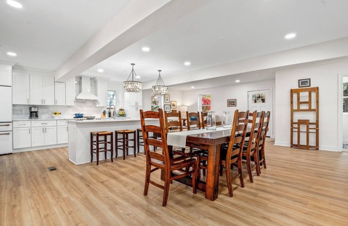 Wardour House | New! All Star Annapolis Retreat - Walk to Stadium