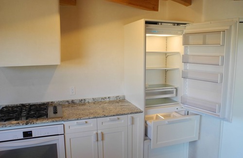 Historic Eastside House | New and Modern; Historic District home with Ski Mtn Views, A/C, walk to Plaza