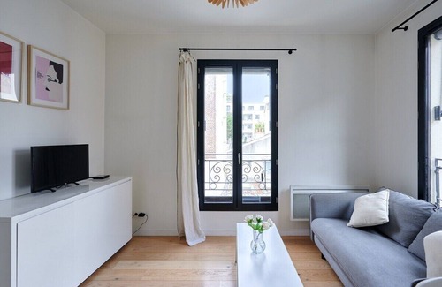 Silly-Gallieni Apartment | New apartment in Boulogne facing "Les passages"
