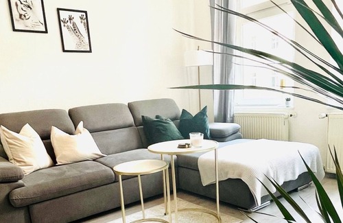 Andreasvorstadt Apartment | New Apartment - City, Wlan,netflix, Queensize