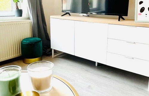 Andreasvorstadt Apartment | New Apartment - City, Wlan,netflix, Queensize