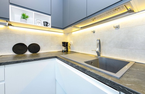 Montioni Apartment | New apartment in residence with swimming pool 10 minutes from Gardaland Lazise