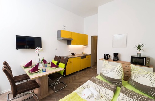 Penzing Apartment | New apartment with terrace near the Schönbrunn/Zoo and U4