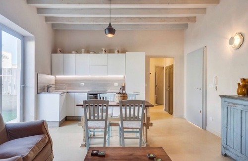 Diso Apartment | new apt with private garden, all comforts, WI-Fi & AC, in Salento's hearth