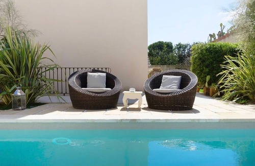 Diso Apartment | new apt with private garden, all comforts, WI-Fi & AC, in Salento's hearth