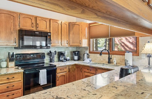 Aspen Brook House | NEW! Aspen Brook Serenity By Estes Park Homes