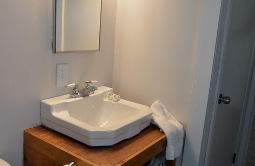 Versailles Cottage | New Beginnings Cottage