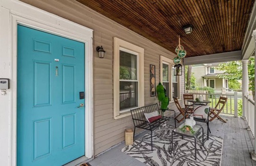 Ypsilanti Apartment | NEW! Bright and Newly Remodeled Apartment Near EMU 1