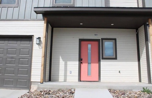 San Angelo Condo | NEW BUILD w/river access -2 BD, 2 Bath; SLEEPS 7!n