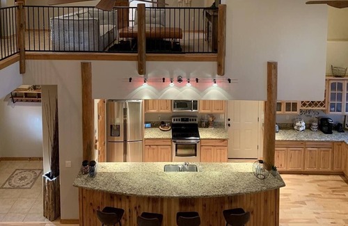 Sierra Pines House | NEW! Cabin in the pines w/kids game room , fire pit and BBQ!