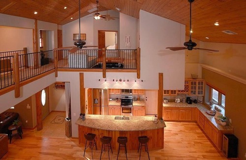 Sierra Pines House | NEW! Cabin in the pines w/kids game room , fire pit and BBQ!