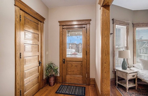 Central Business District Apartment | NEW Charming 2nd Floor Victorian Flat in Downtown Kalamazoo