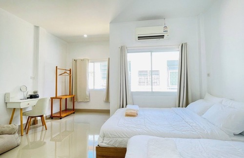 Downtown Hat Yai Bed & Breakfast | New clean and comfortable house with full facilities