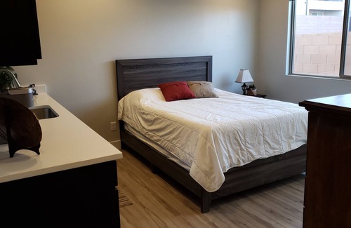 Hurricane Apartment | New, Clean, Comfy & Convenient!