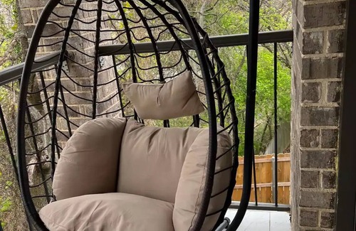 DeSoto House | NEW Comfy, spacious, Modern