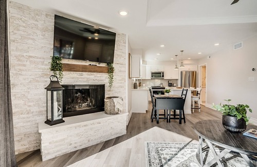 Tucson Condo | NEW Completely Renovated Sabino Canyon Condo