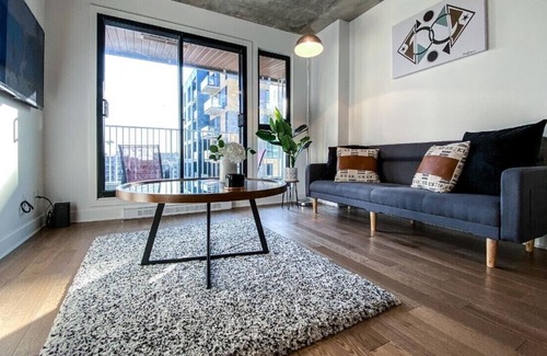 Griffintown House | New condos with a pool