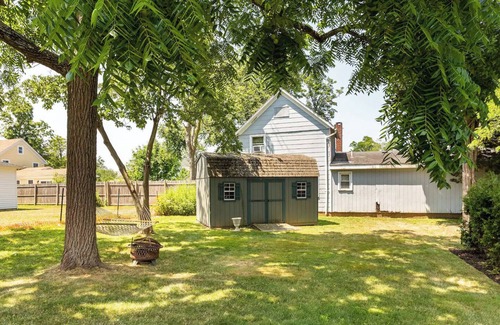 Greenport Villa | New Construction Greenport Pool House - 3 Blocks from Town