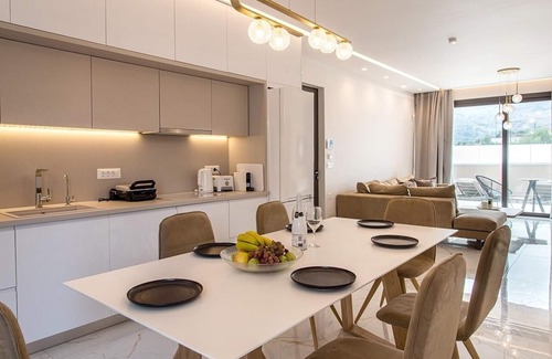 Georgioupolis Villa | New Contemporary Villa, A/C, Private Pool, Gym - 500 meters from the Beach & Town in Georgioupoli!
