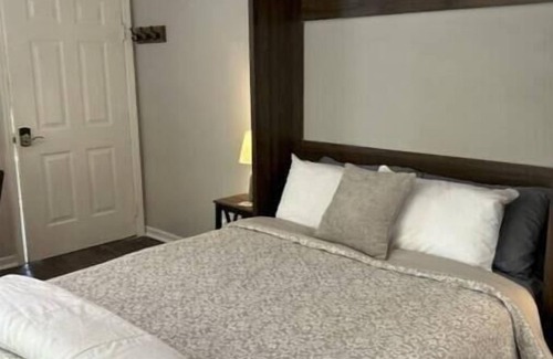 Stone Mountain Apartment | New Cozy Stone Mountain Village HideAway - Studio Apartment Special Pricingnn