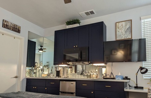 Santa Barbara Apartment | New Cozy Studio Near UCSB With Private Entrance and Bathroom