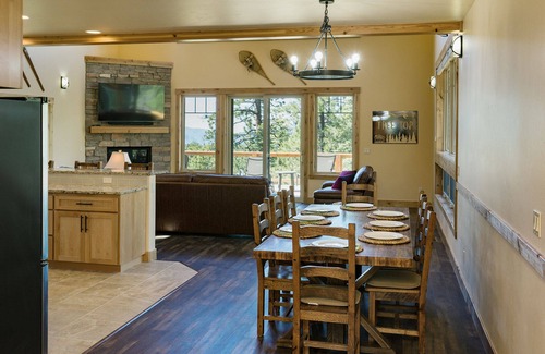 Columbine Lake House | New Custom Home with Large Decks - Amazing Views - Pool Table/New Hot Tub
