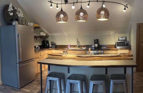 Steam Engine Meadows Condo | New Custom Log Condo Centrally Located in The Serene Mountains Of Brian Head.