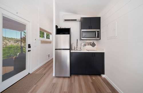 Madras House | NEW! Eagles Landing Tiny Home - B03 - Hot Tub