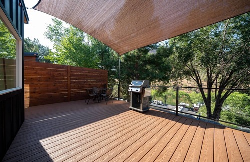 Madras House | NEW! Eagles Landing Tiny Home - B03 - Hot Tub