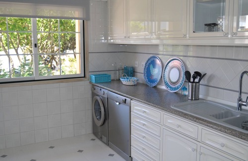 Cascais Apartment | New, full of light, centre of Cascais, 3 bedrooms, 3 toilets, A/C, up to 8 guests