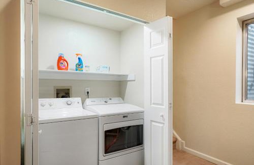 Northwest Arvada House | NEW Game House w/ Movie Room 4bd 3ba - Denver/Boulder