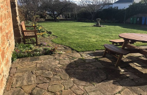 Leven House | ‘New Haven’ is an outstanding detached holiday home, 5-min from Beach.